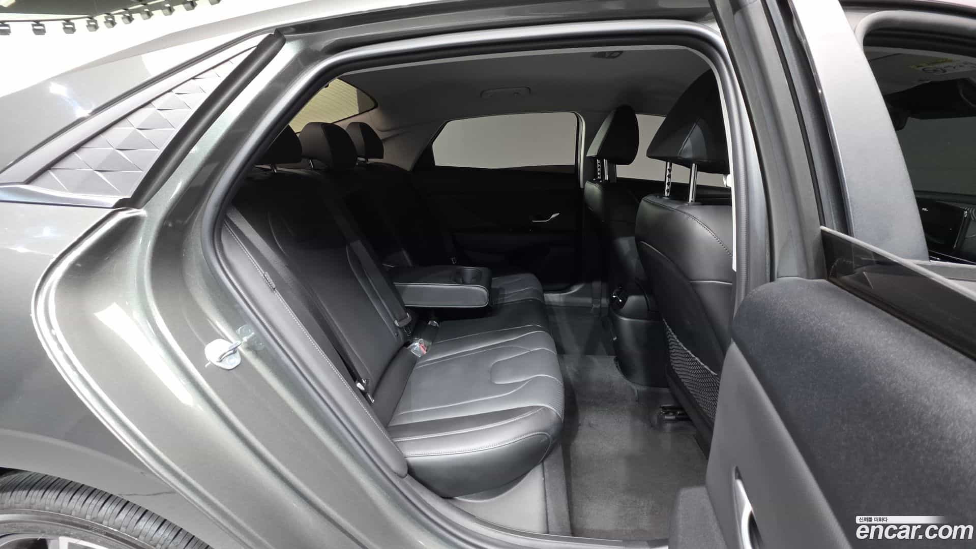 AVANTE Hyundai 2023.4-OPTION-023