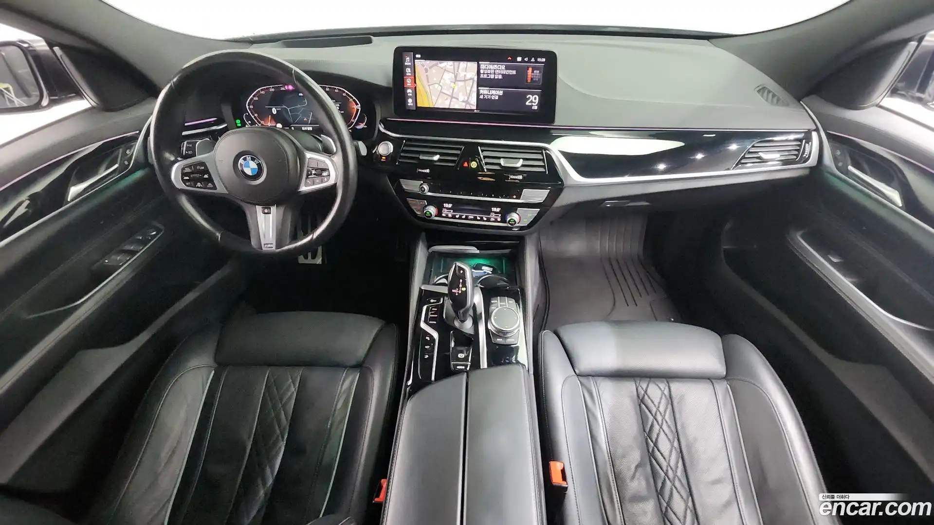 Gran Turismo BMW 2021.2-INNER-007