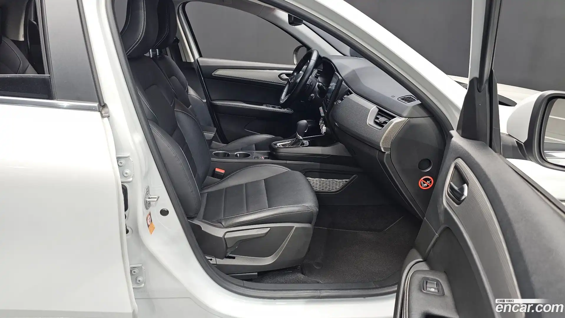 XM3 Renault Korea 2023.4-INNER-036