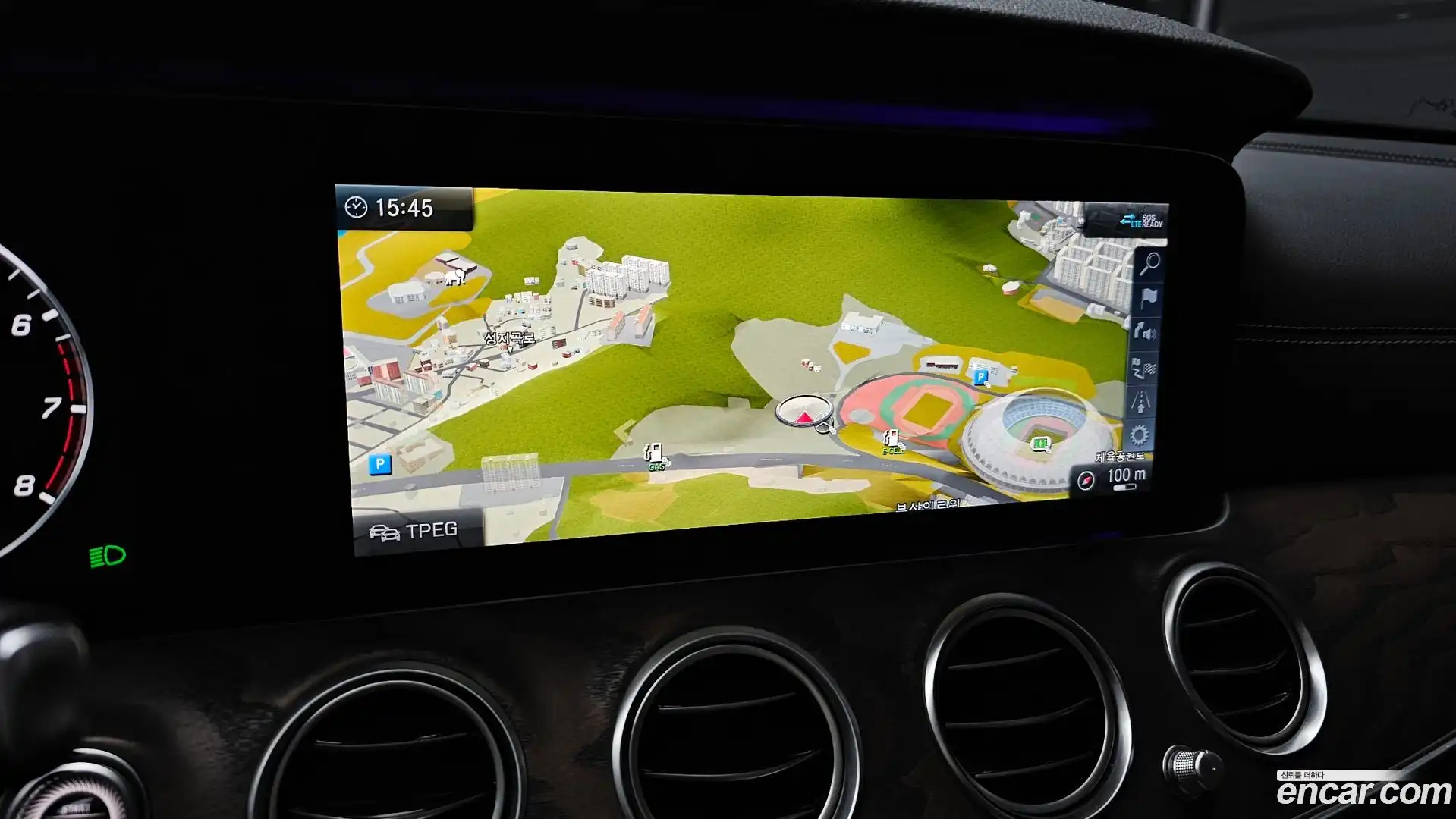 E-Class Mercedes-Benz 2020.8-OPTION-018
