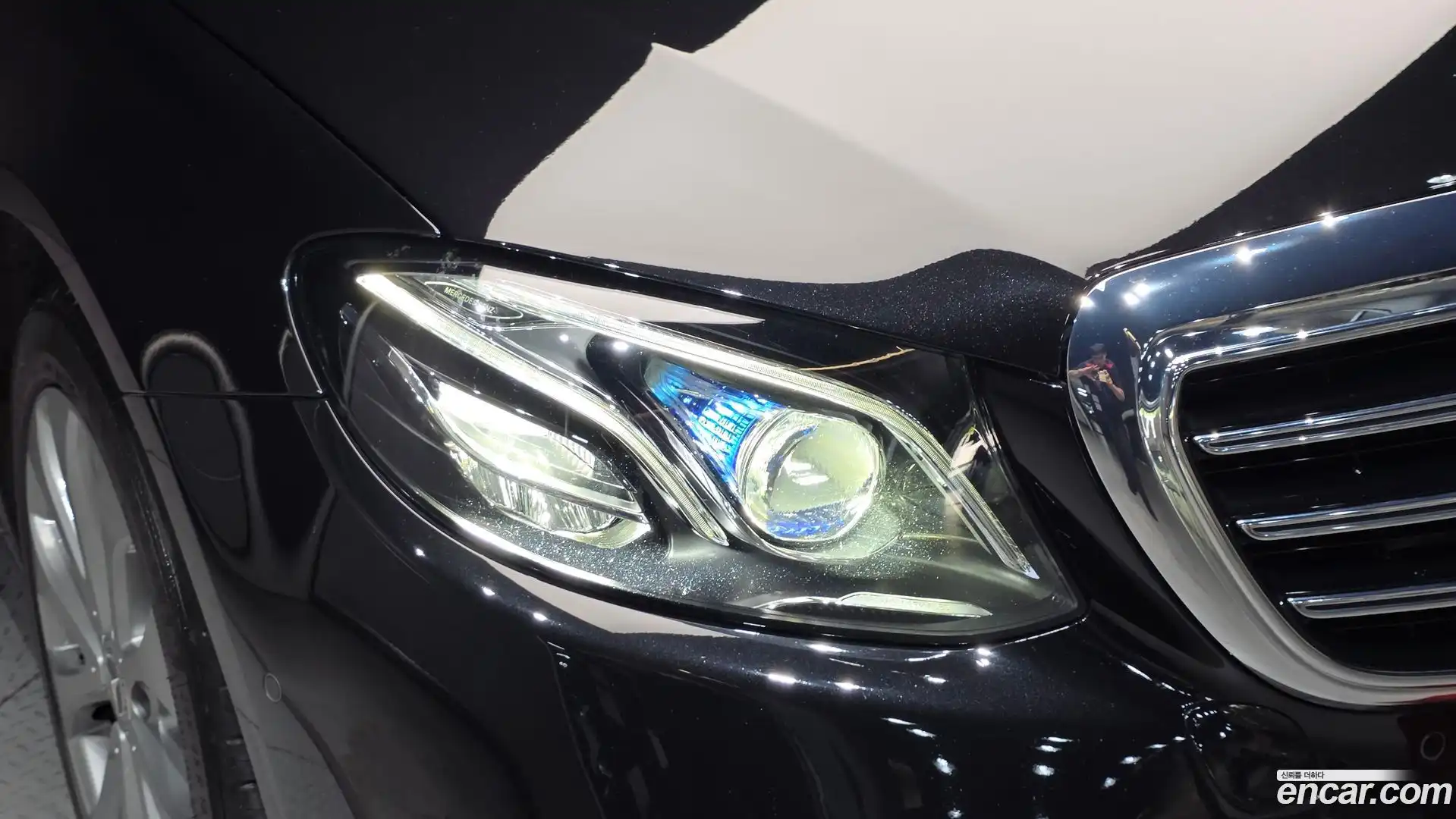 E-Class Mercedes-Benz 2020.8-OUTER-032