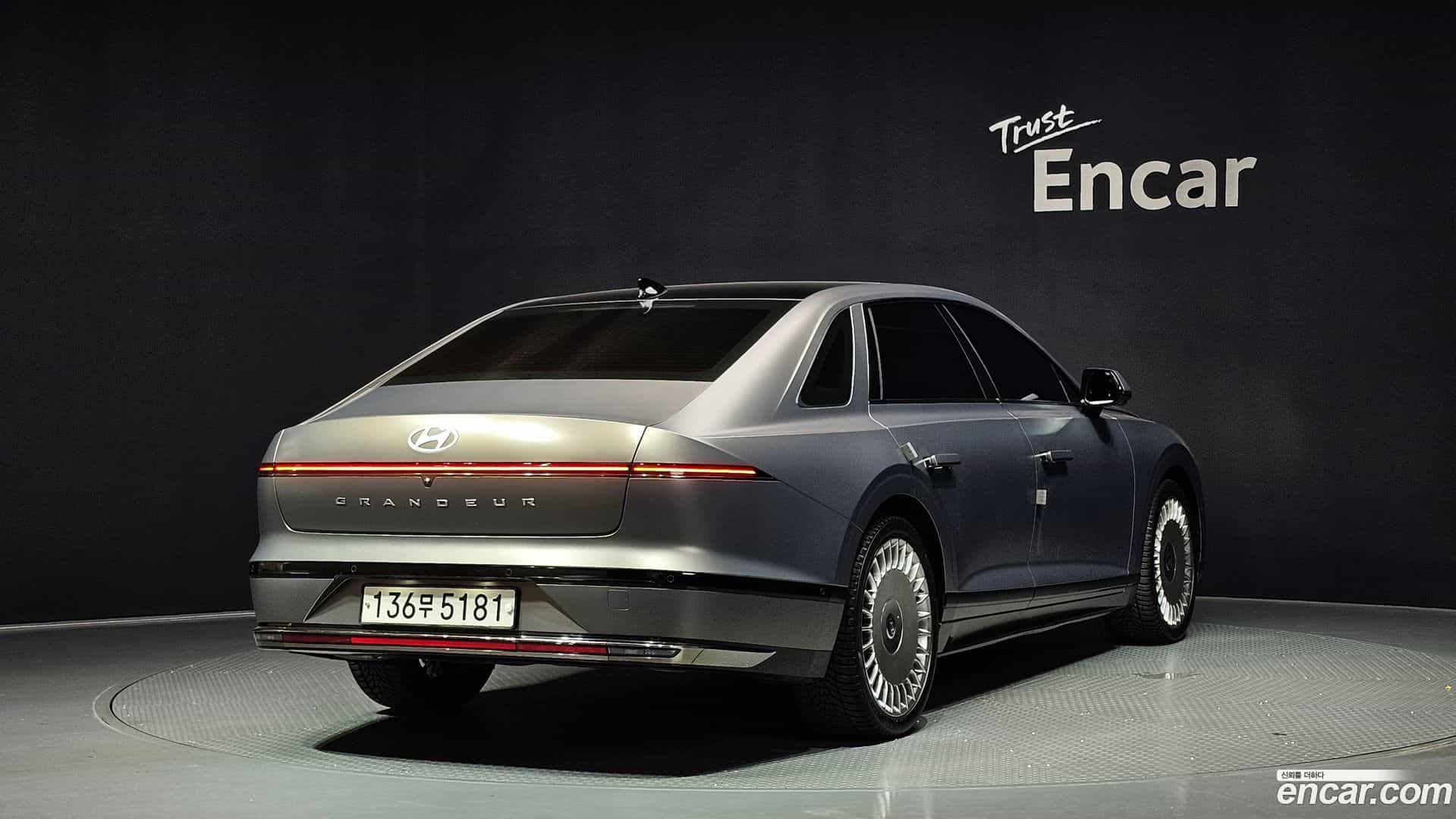 Grandeur Hyundai 2023.8-OUTER-002