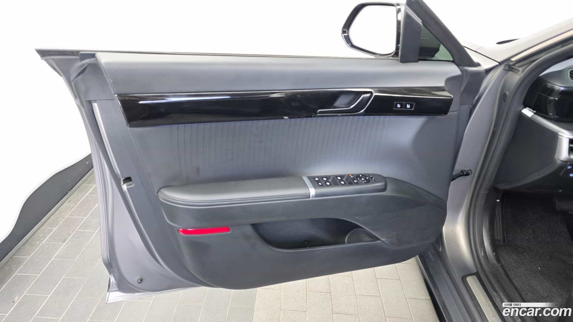 Grandeur Hyundai 2023.8-INNER-034