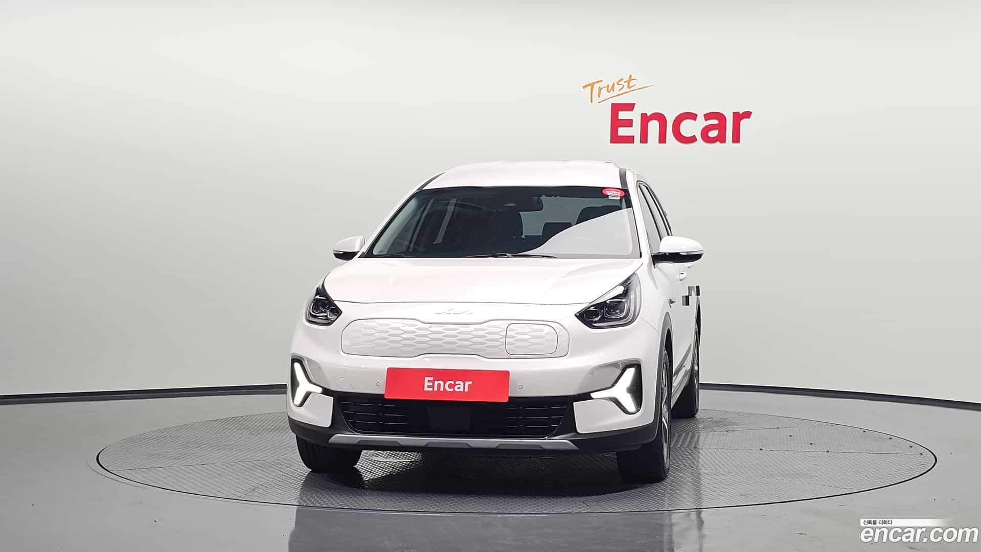 Niro Kia 2023.2-OUTER-003