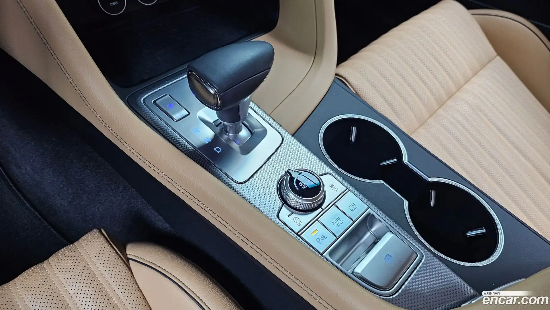 G70 Genesis 2023.3-INNER-009