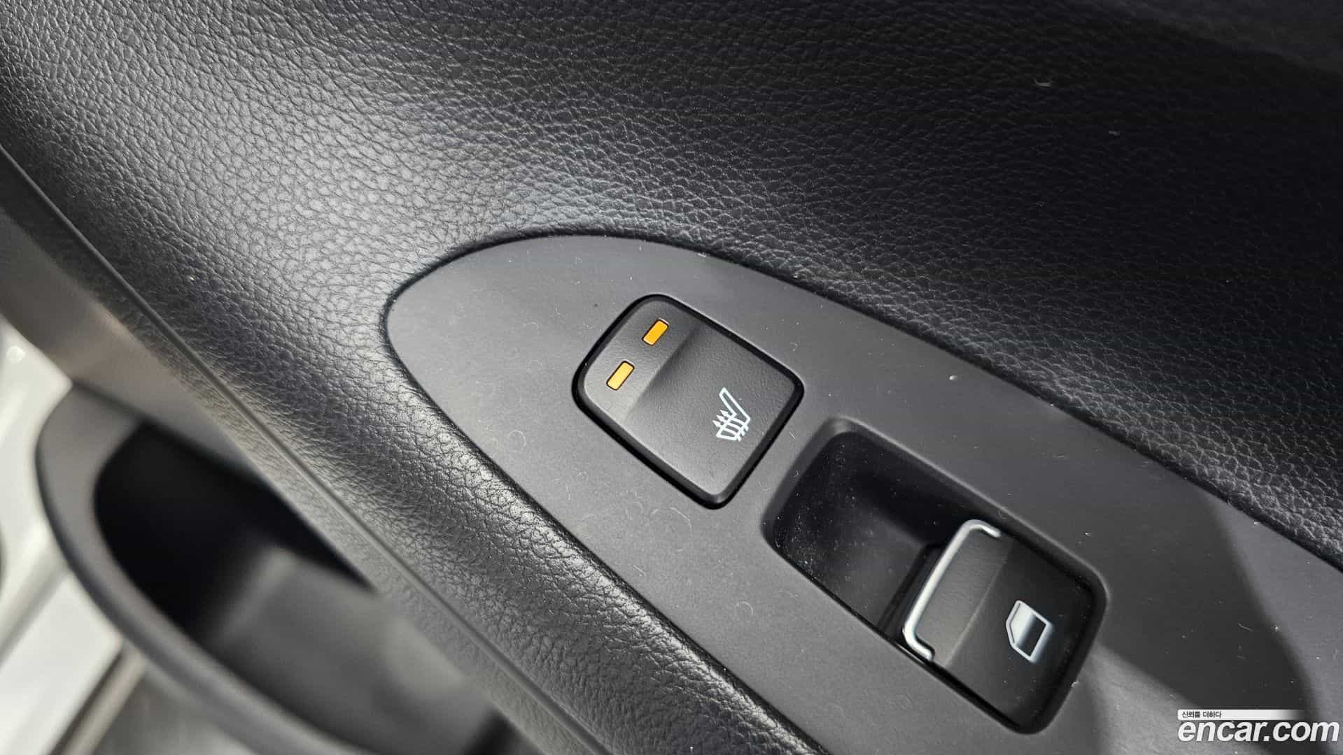 Grandeur Hyundai 2018.8-OPTION-019