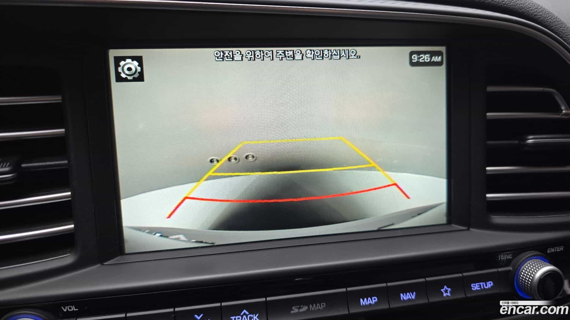 AVANTE Hyundai 2018.9-OPTION-021