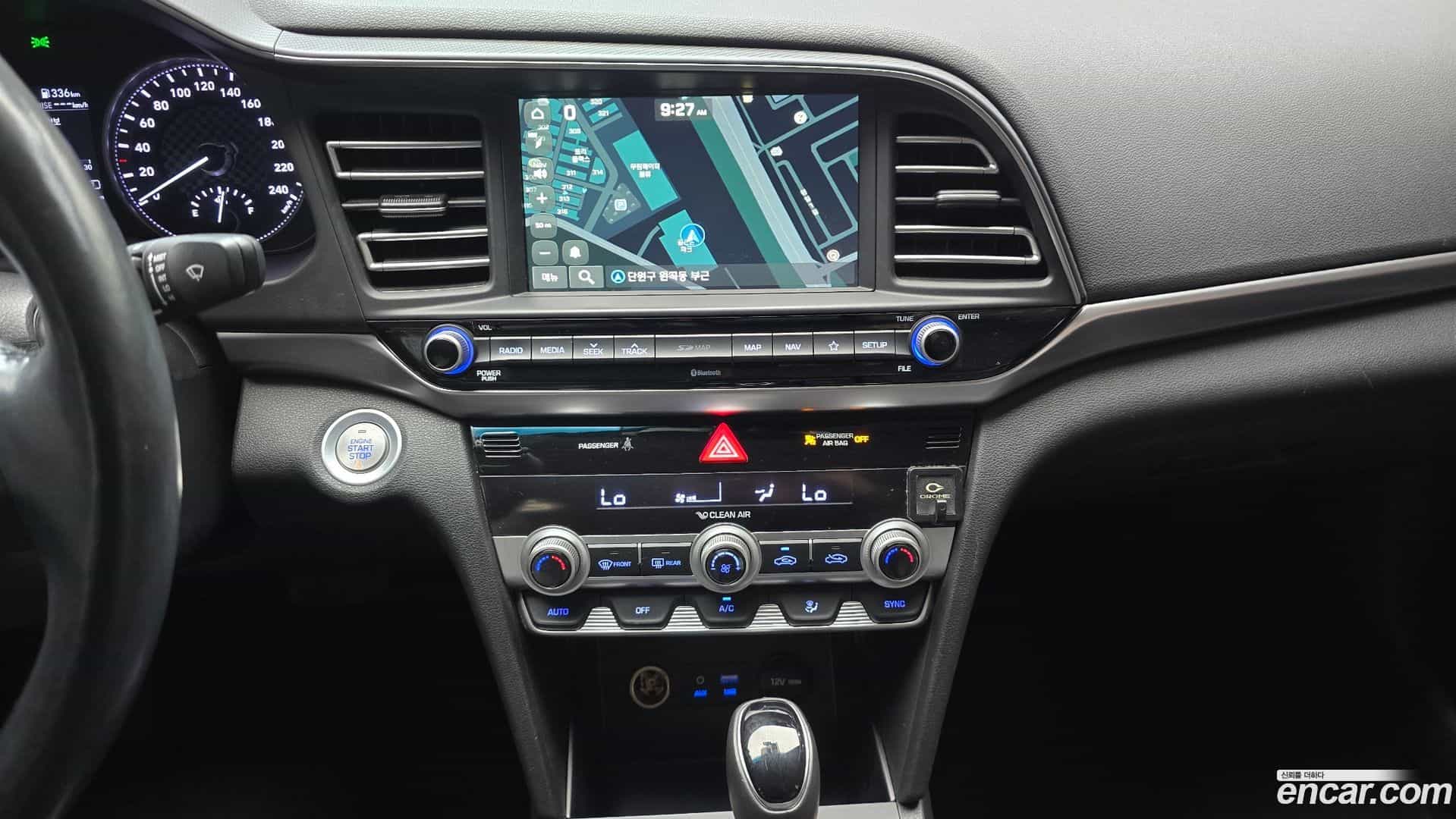 AVANTE Hyundai 2018.9-OPTION-023