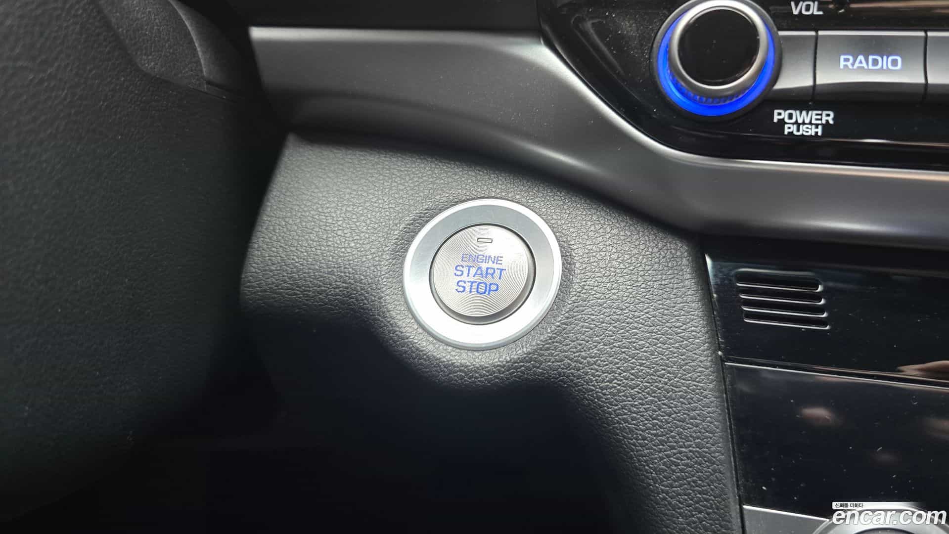 AVANTE Hyundai 2018.9-OPTION-041
