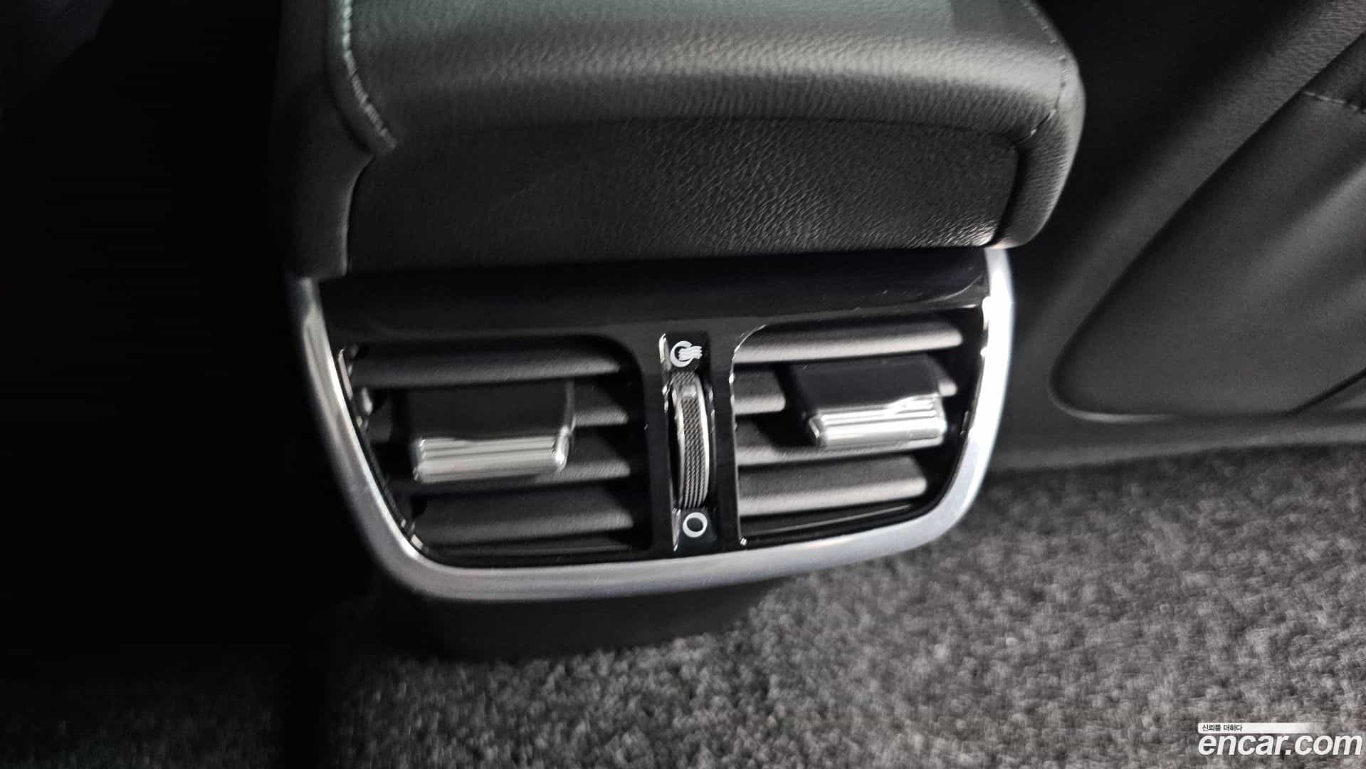 Grandeur Hyundai 2021.1-OPTION-044