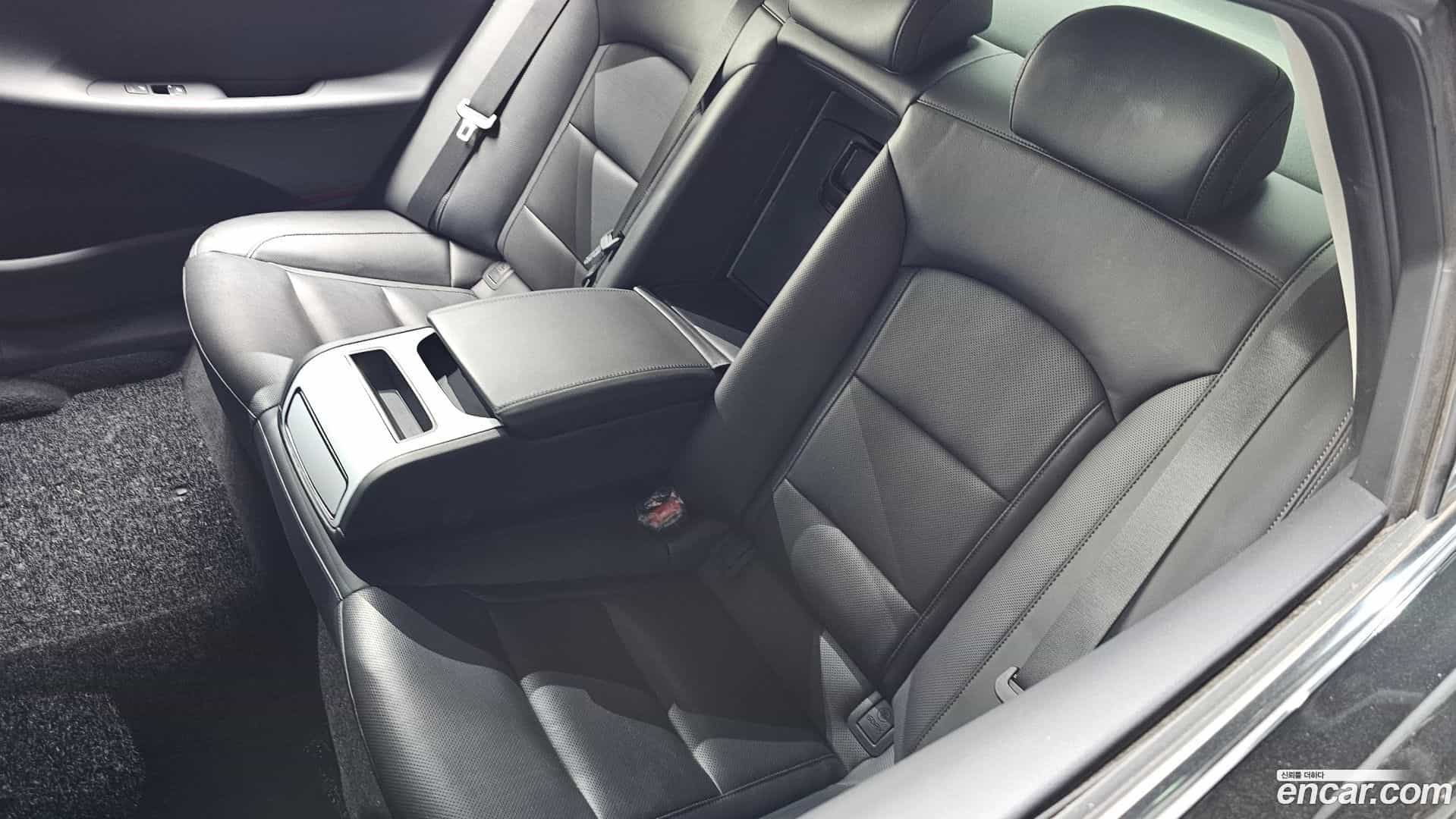 Grandeur Hyundai 2021.1-OPTION-045