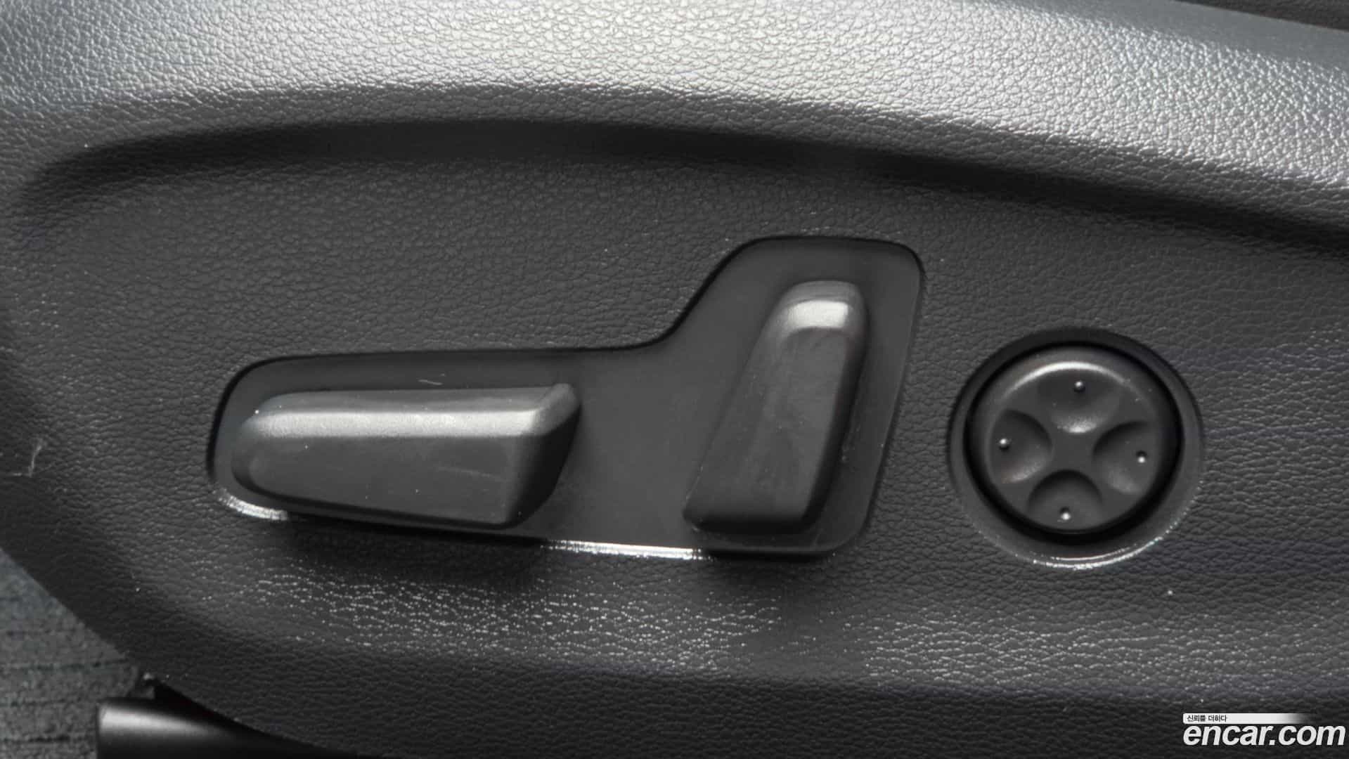 Sonata Hyundai 2014.4-OPTION-022