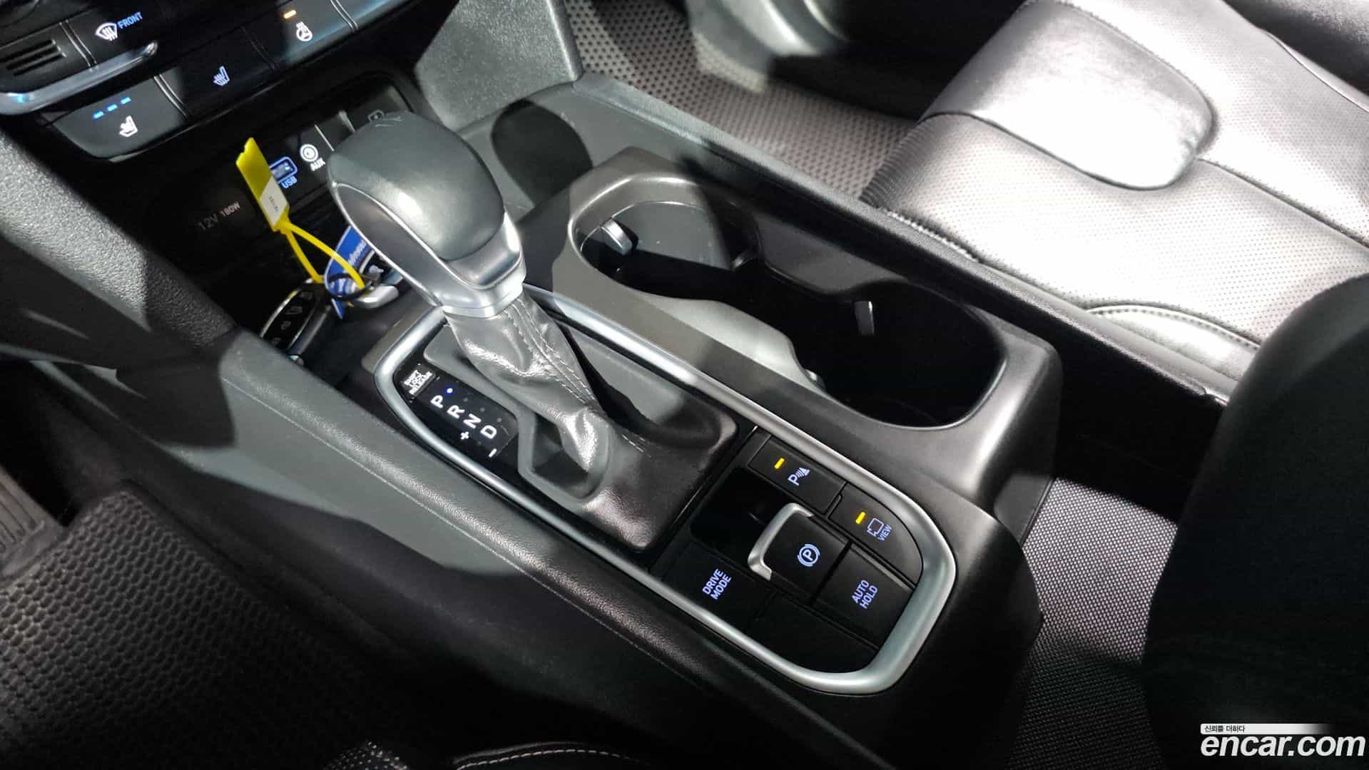 Santafe Hyundai 2019.2-INNER-009