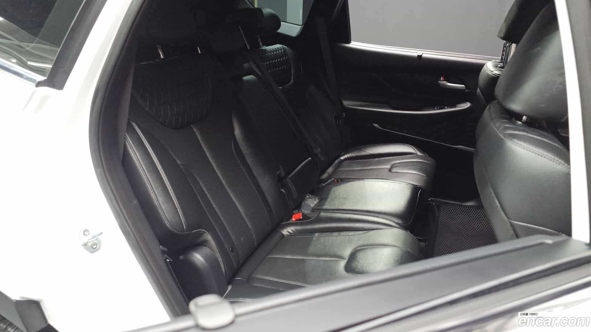 Santafe Hyundai 2019.2-OPTION-041