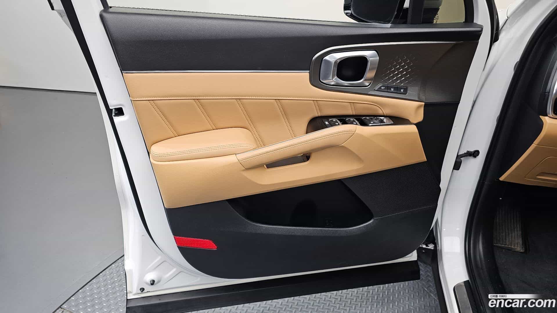 Sorento Kia 2022.4-INNER-034