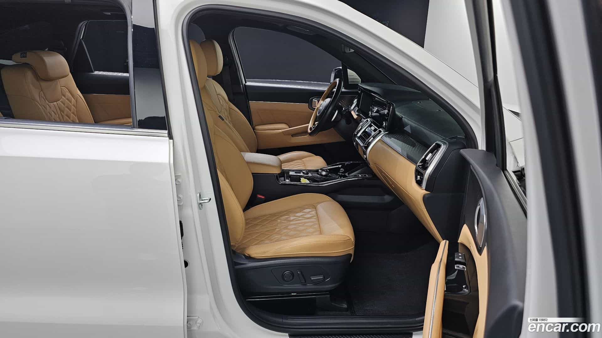 Sorento Kia 2022.4-INNER-036