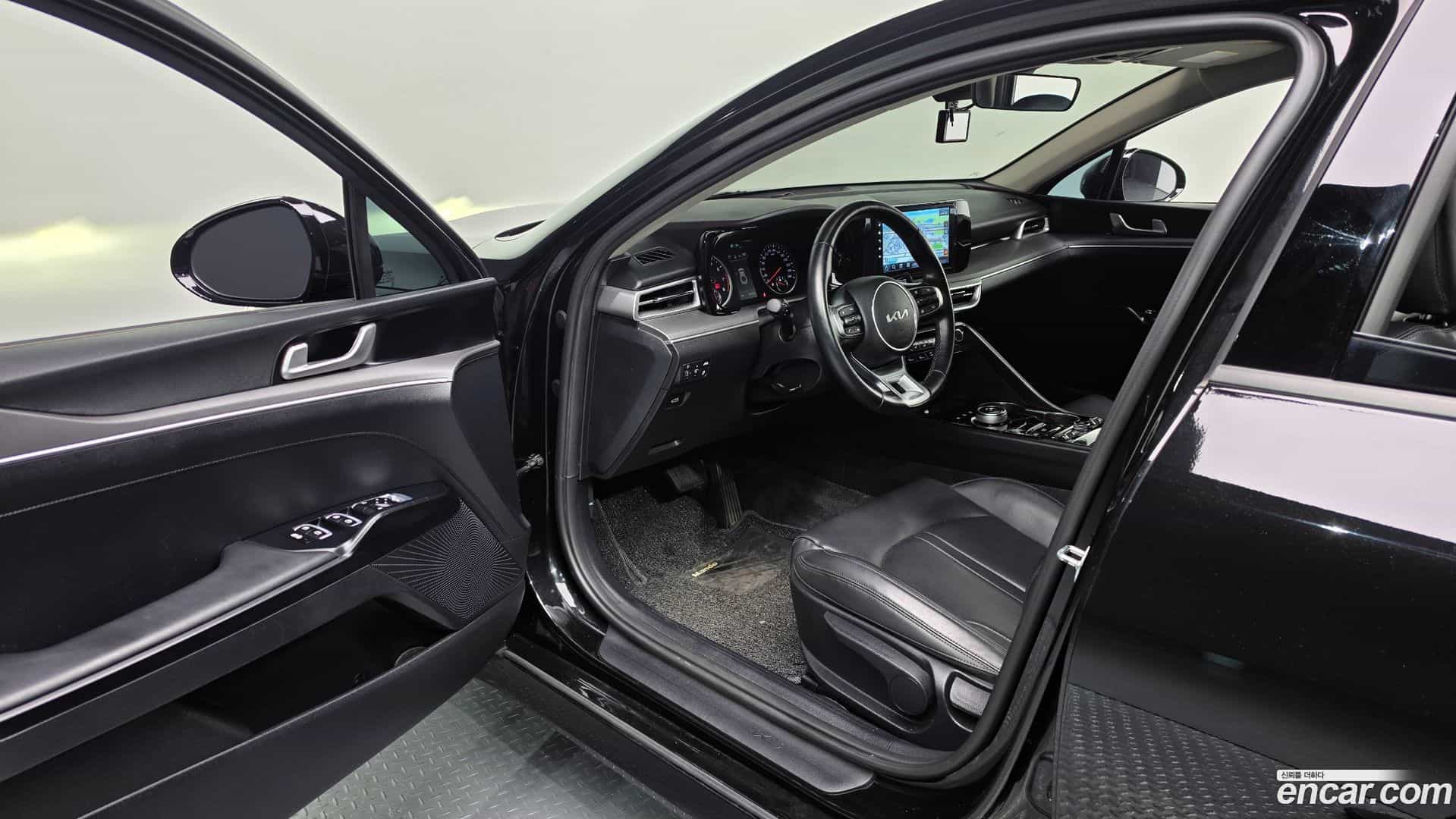 K5 Kia 2023.4-INNER-010