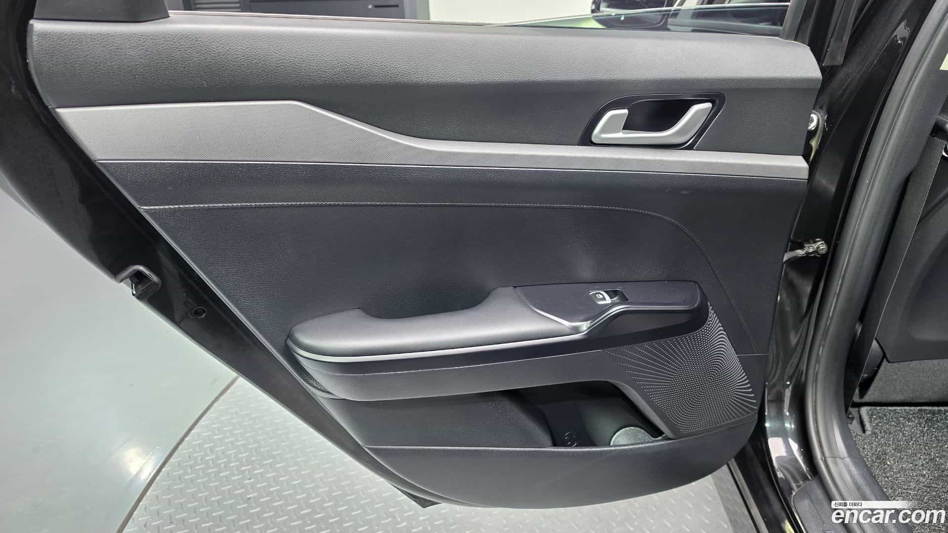 K5 Kia 2023.4-INNER-035