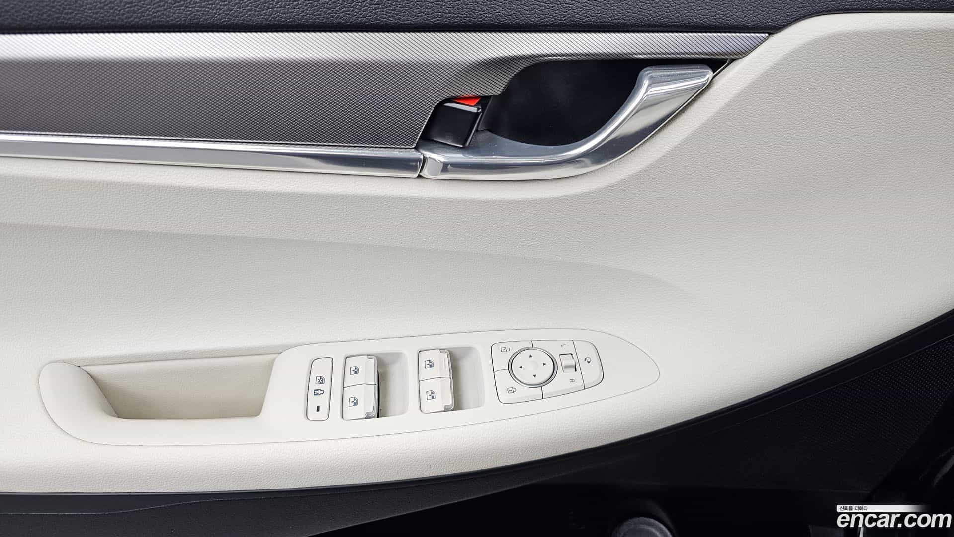 Grandeur Hyundai 2022.7-OPTION-041