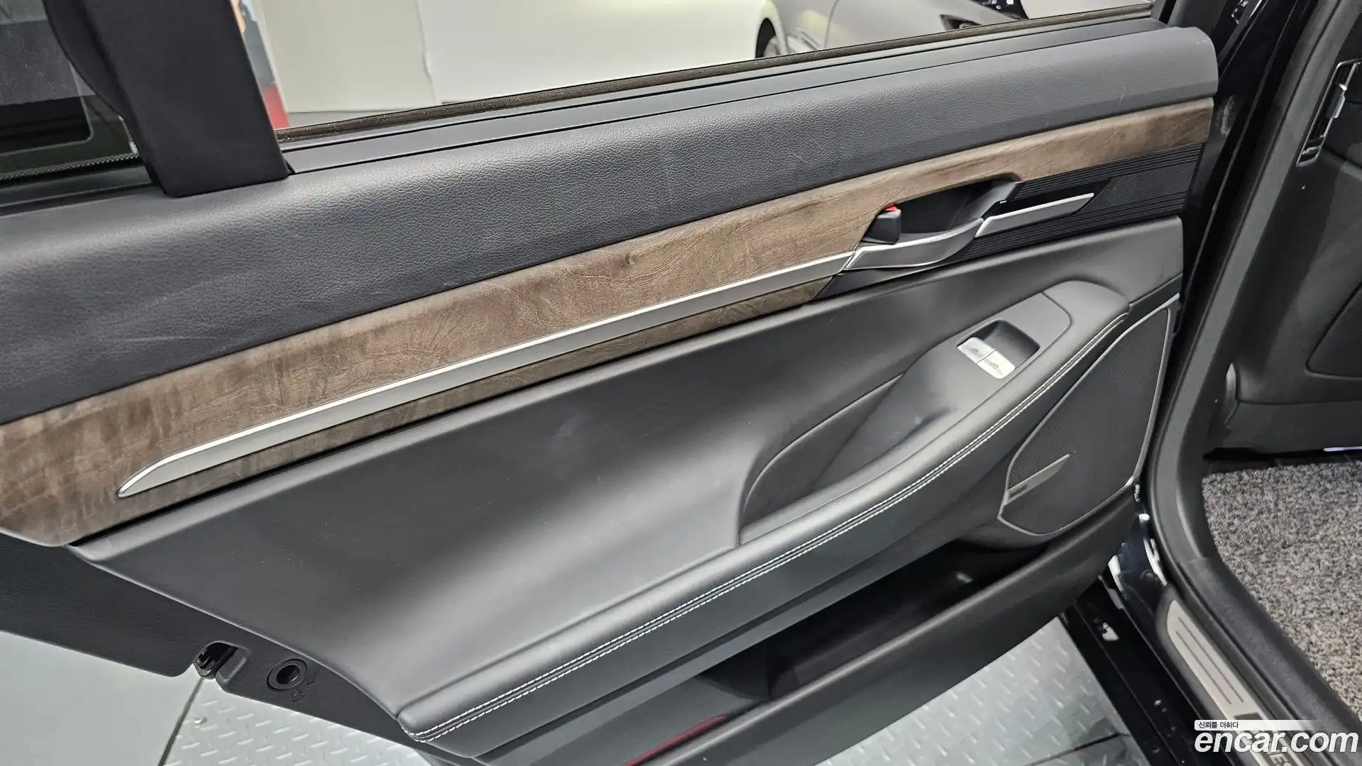 G90 Genesis 2019.5-INNER-035