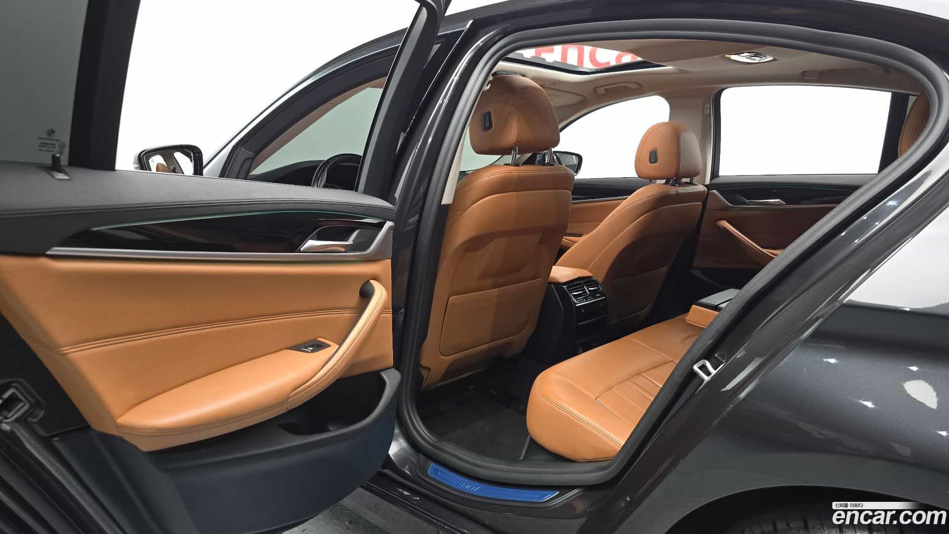 5-Series BMW 2020.1-INNER-036