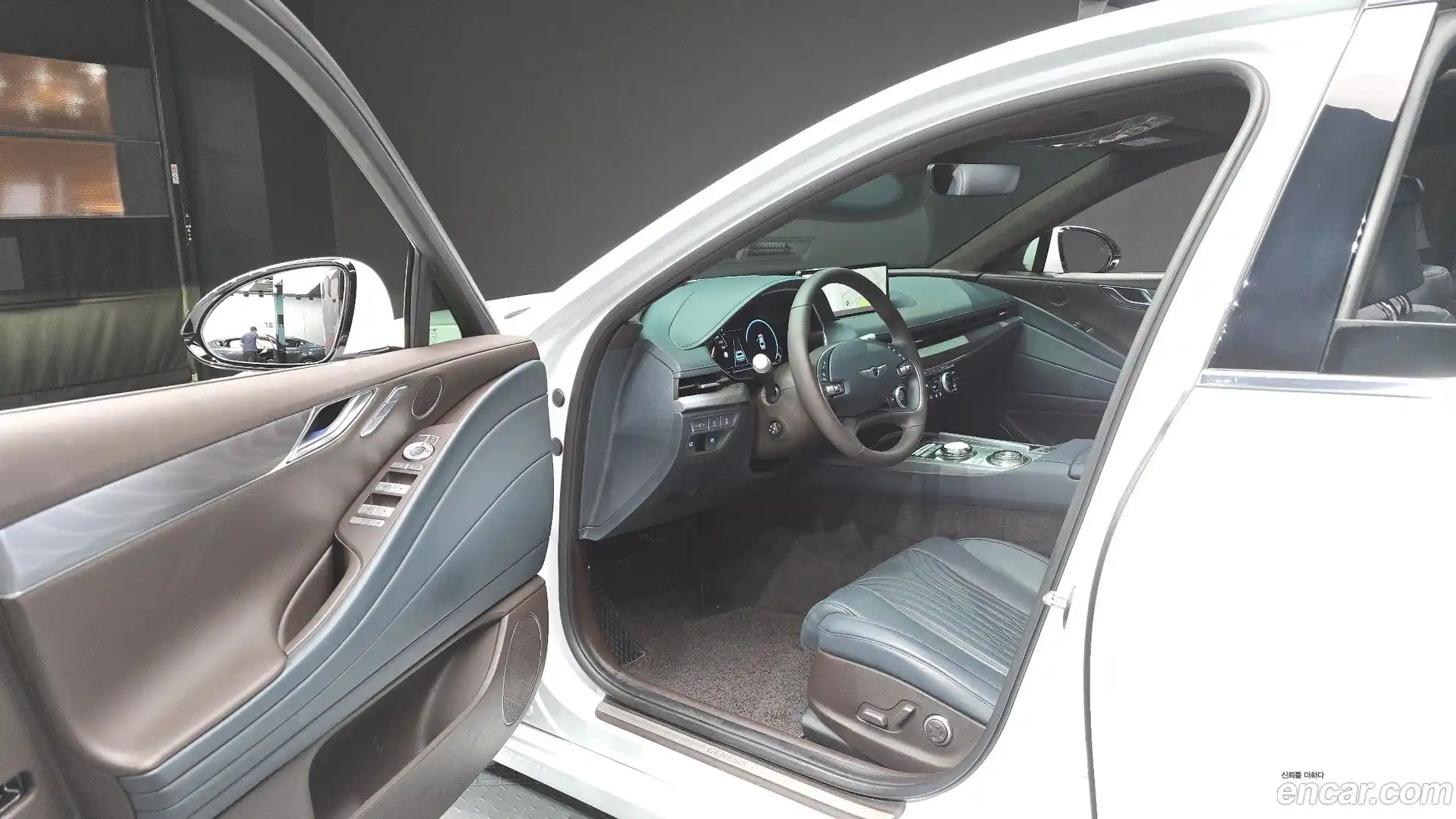 G80 Genesis 2023.9-INNER-010