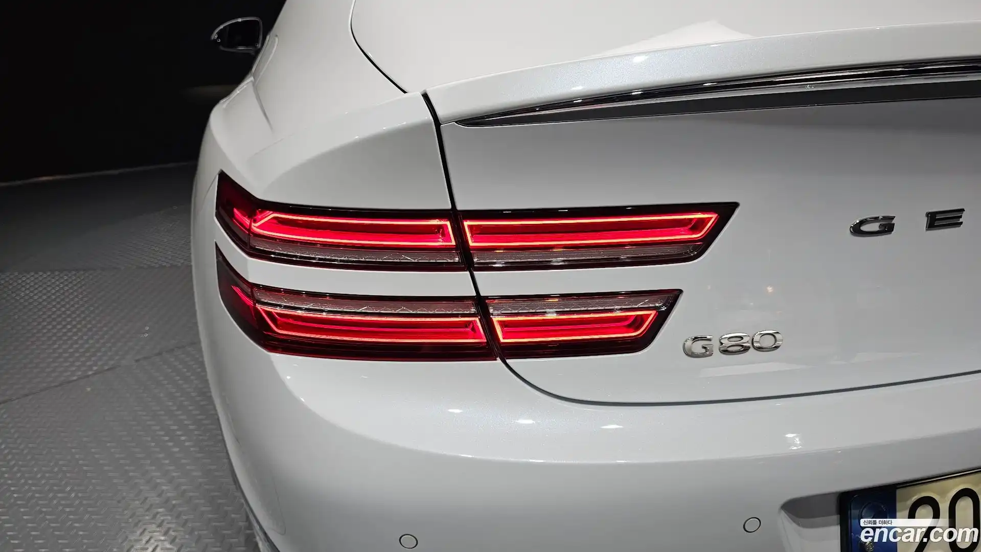 G80 Genesis 2023.9-OUTER-033