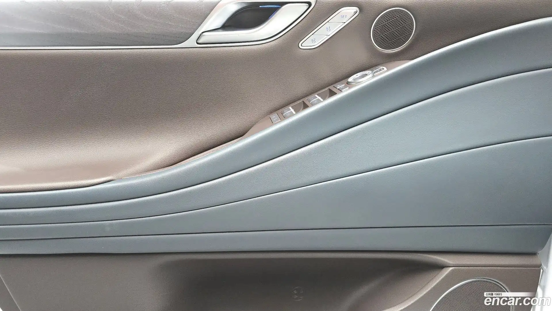 G80 Genesis 2023.9-INNER-034