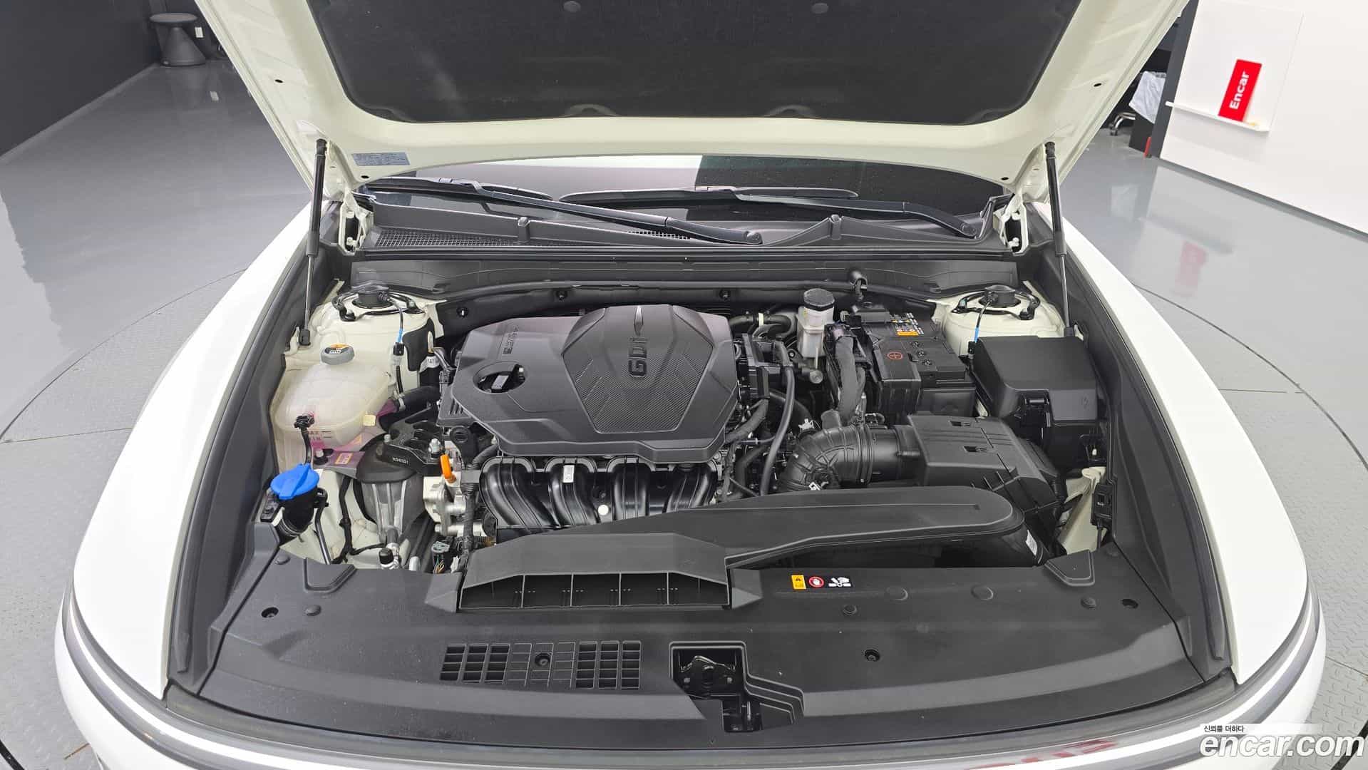 Grandeur Hyundai 2024.4-OUTER-006