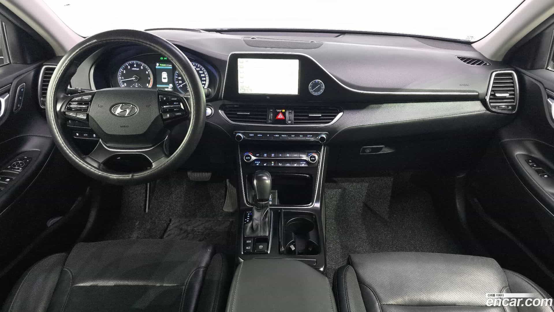 Grandeur Hyundai 2017.3-INNER-007