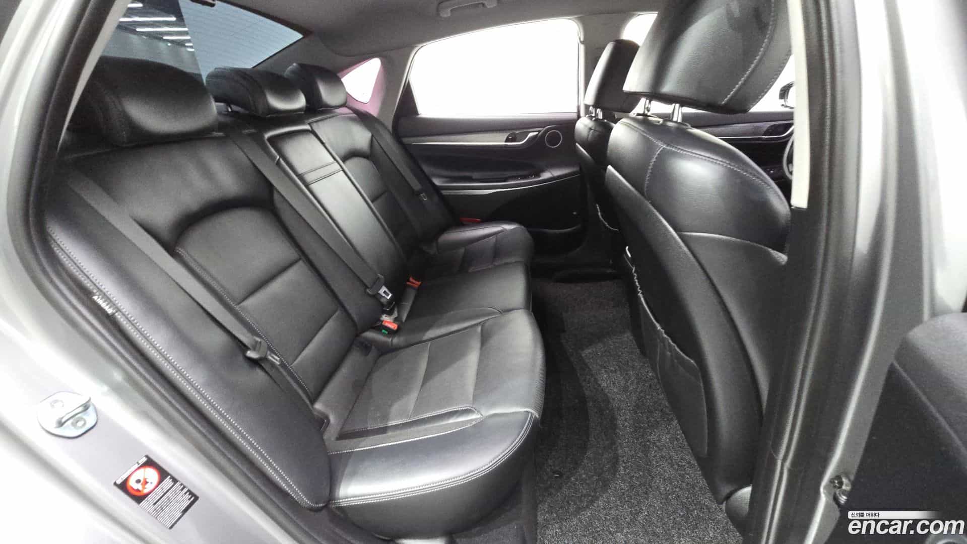 Grandeur Hyundai 2017.3-OPTION-016
