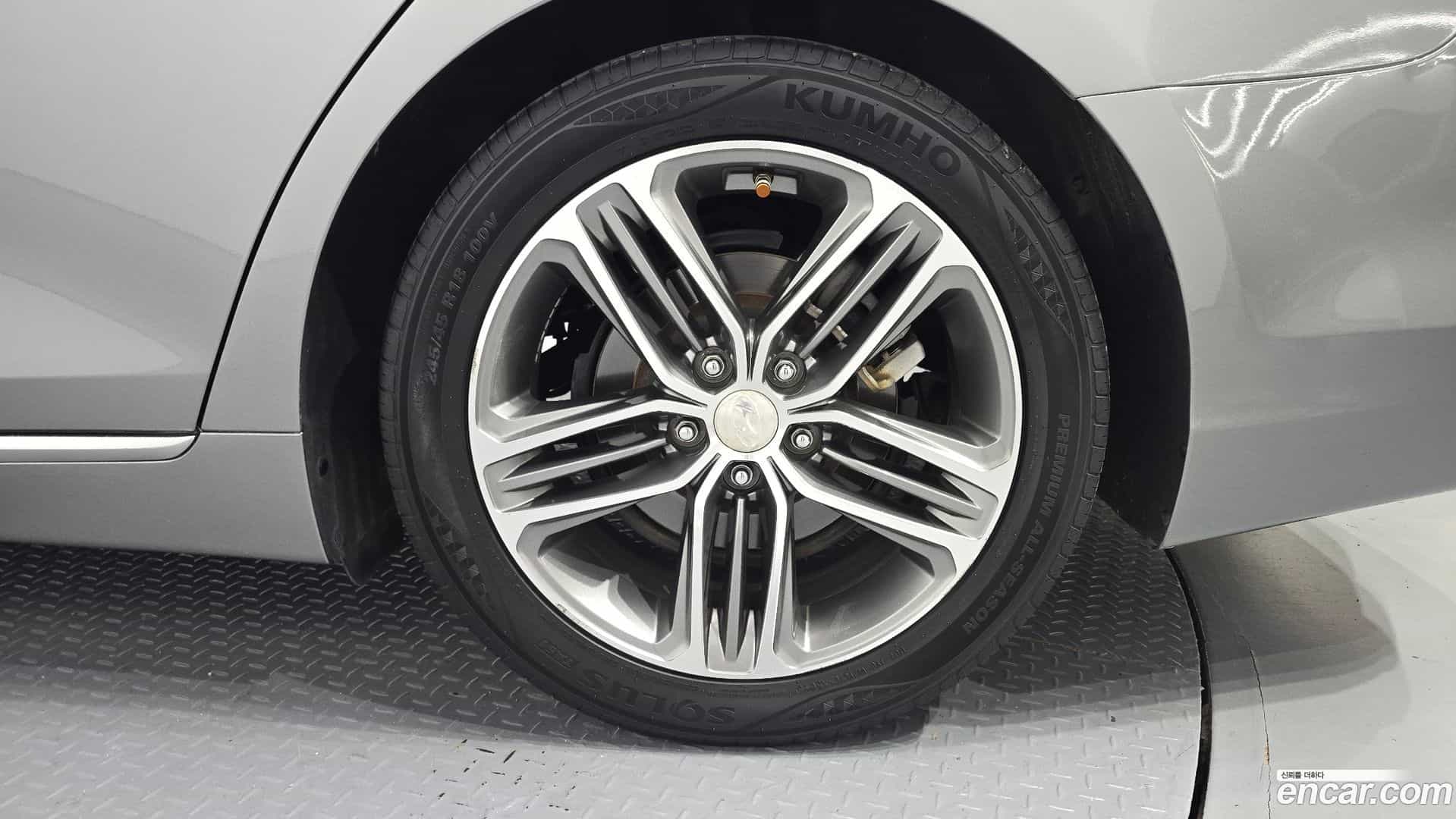 Grandeur Hyundai 2017.3-OUTER-031