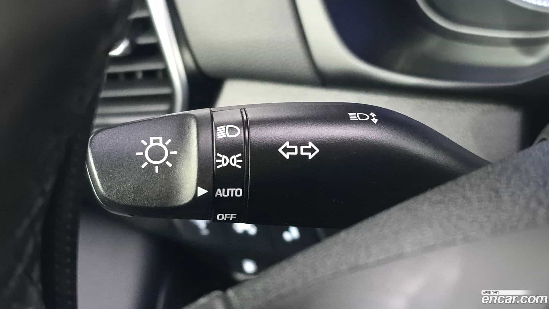 Grandeur Hyundai 2017.3-OPTION-043