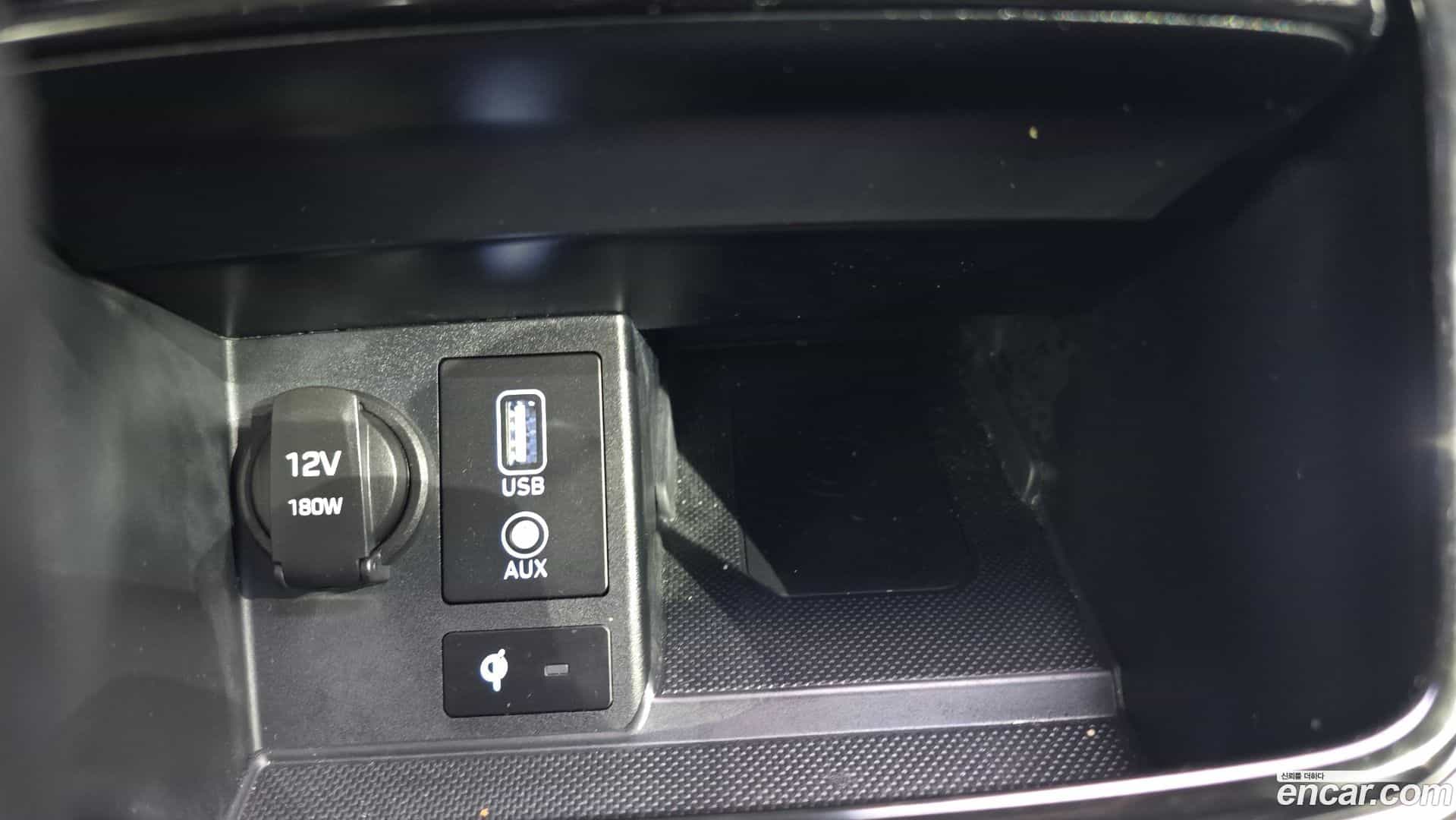 Grandeur Hyundai 2017.3-OPTION-044