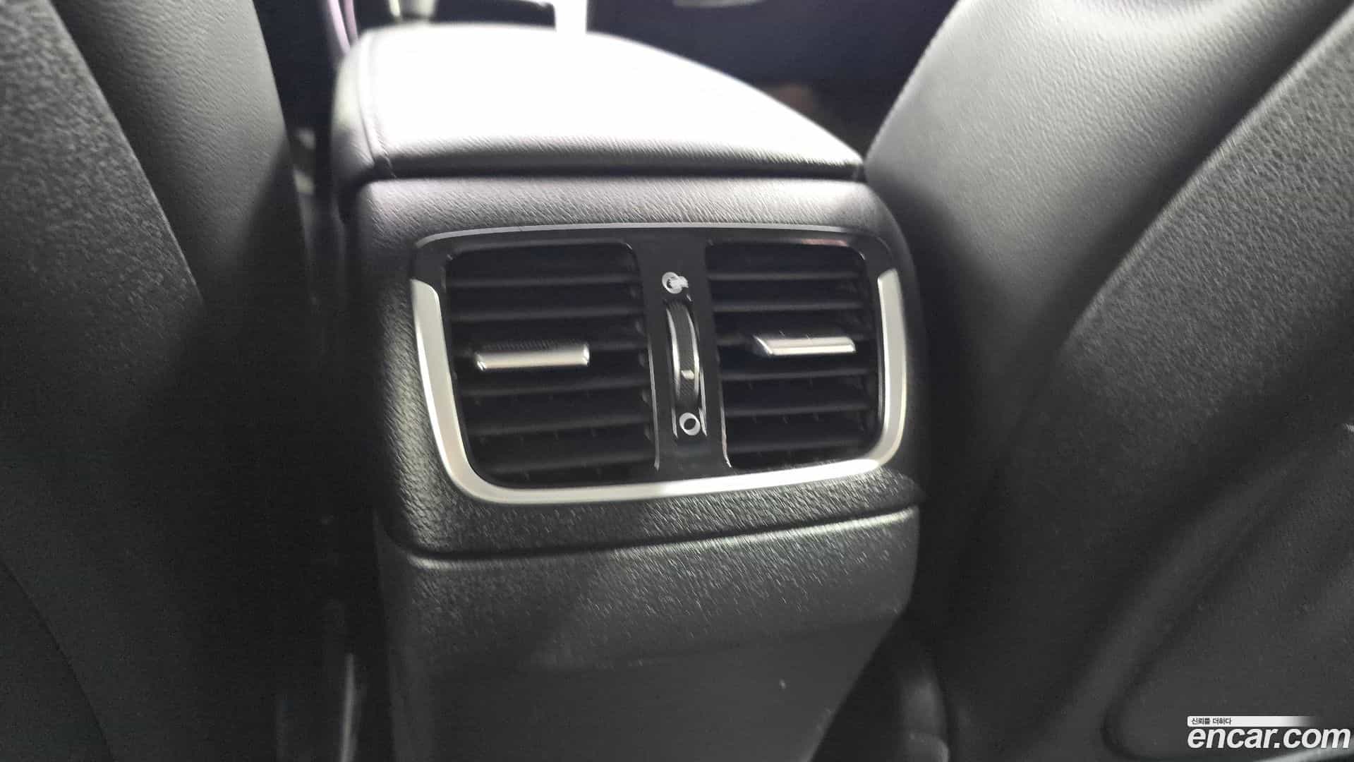 Grandeur Hyundai 2017.3-OPTION-045