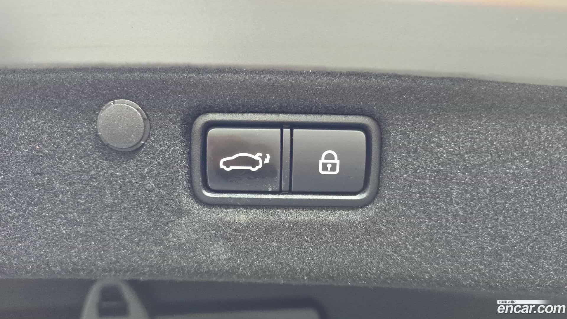 Grandeur Hyundai 2017.3-OPTION-047