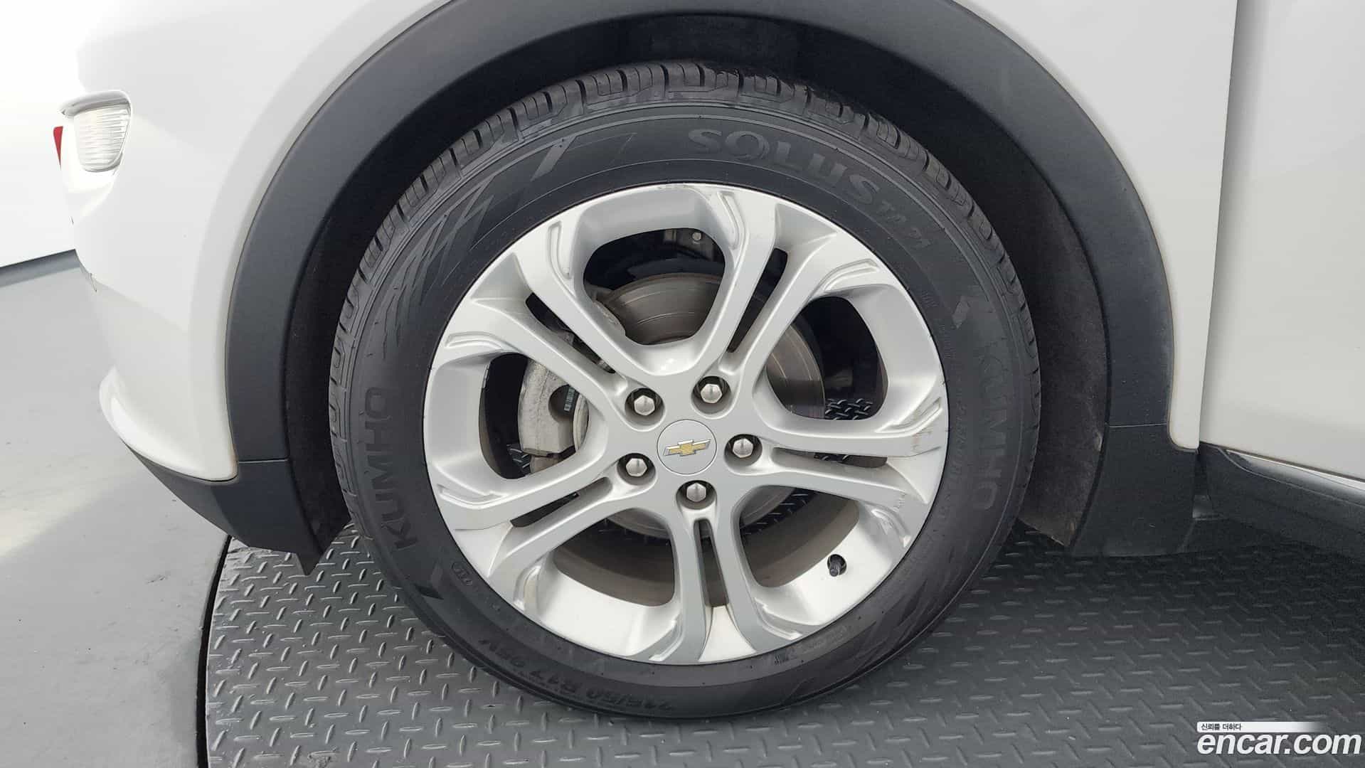 Bolt EV Chevrolet 2019.11-OUTER-005