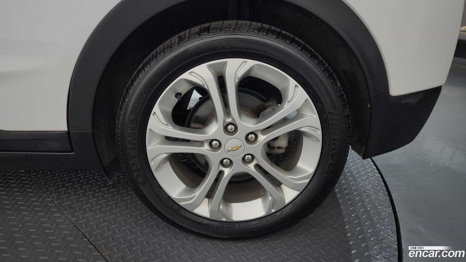 Bolt EV Chevrolet 2019.11-OUTER-031