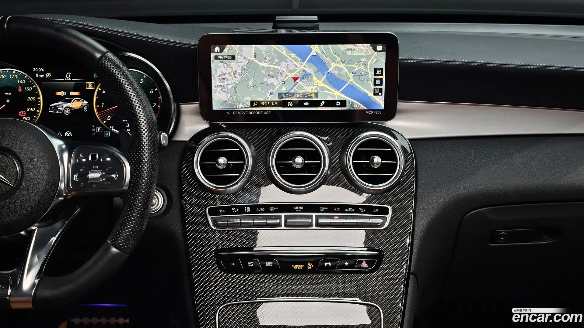GLC-Class Mercedes-Benz 2023.11-OPTION-019