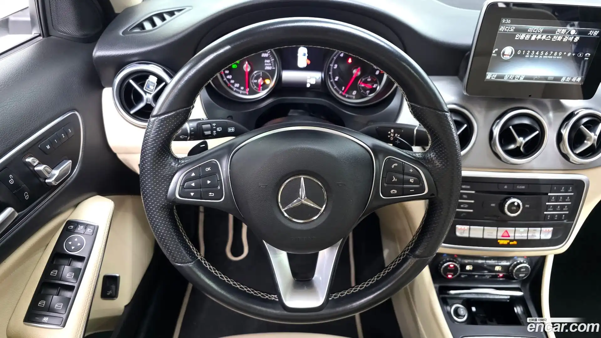 GLA-Class Mercedes-Benz 2019.0-OPTION-017