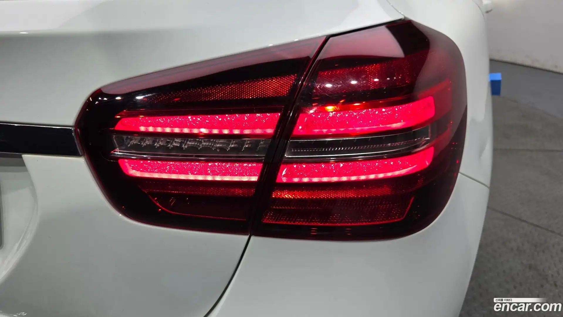 GLA-Class Mercedes-Benz 2019.0-OUTER-033