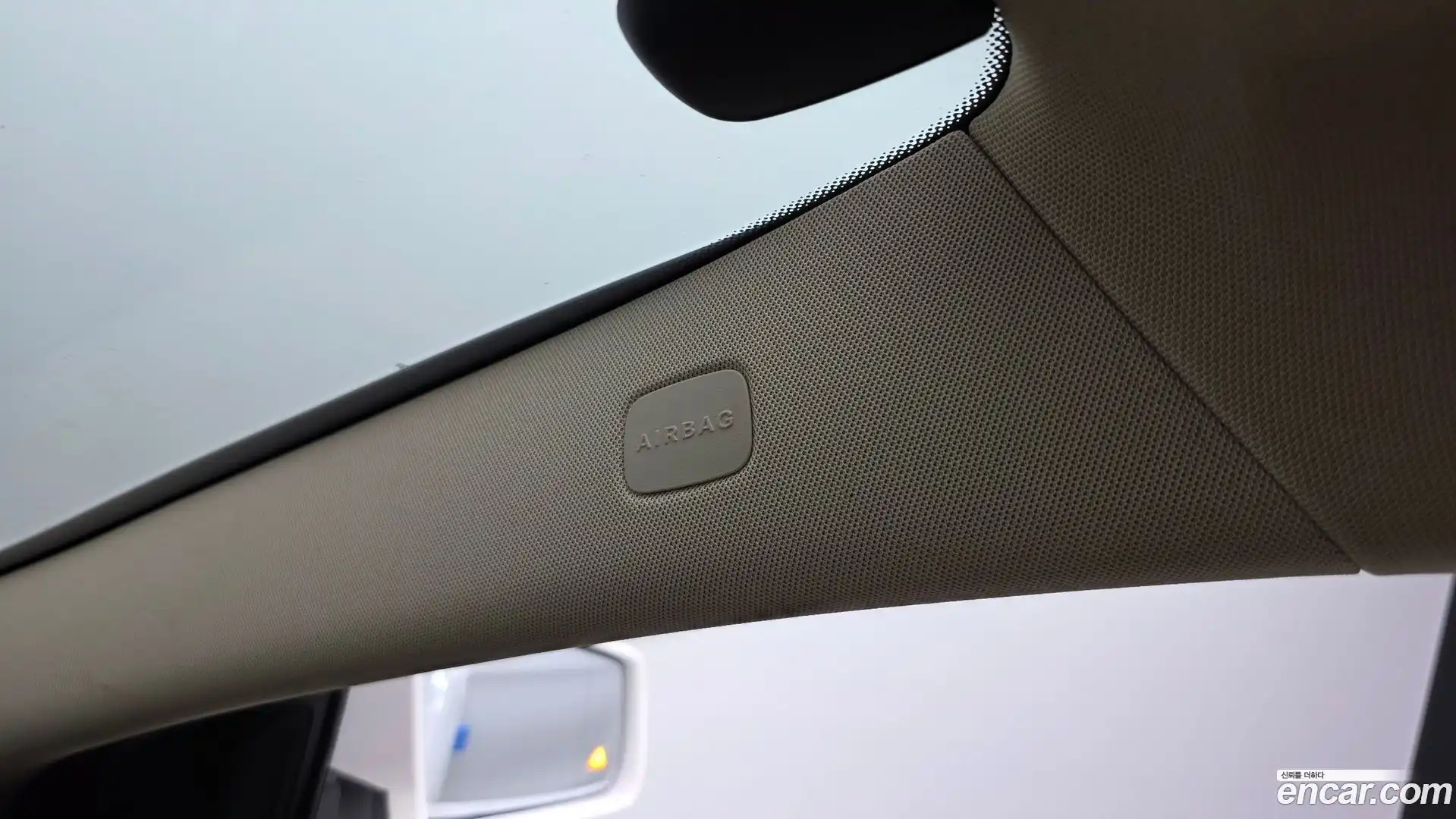 GLA-Class Mercedes-Benz 2019.0-OPTION-042
