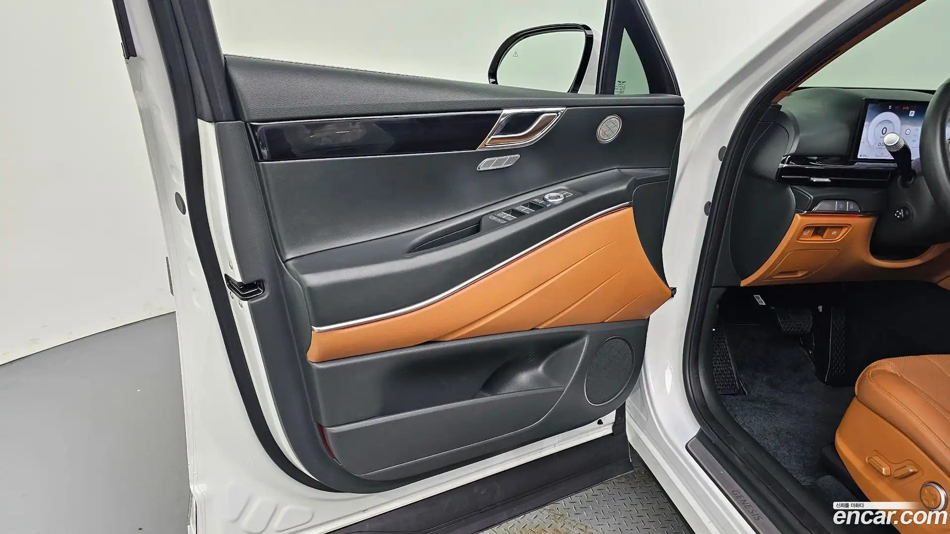 GV80 Genesis 2024.0-INNER-034