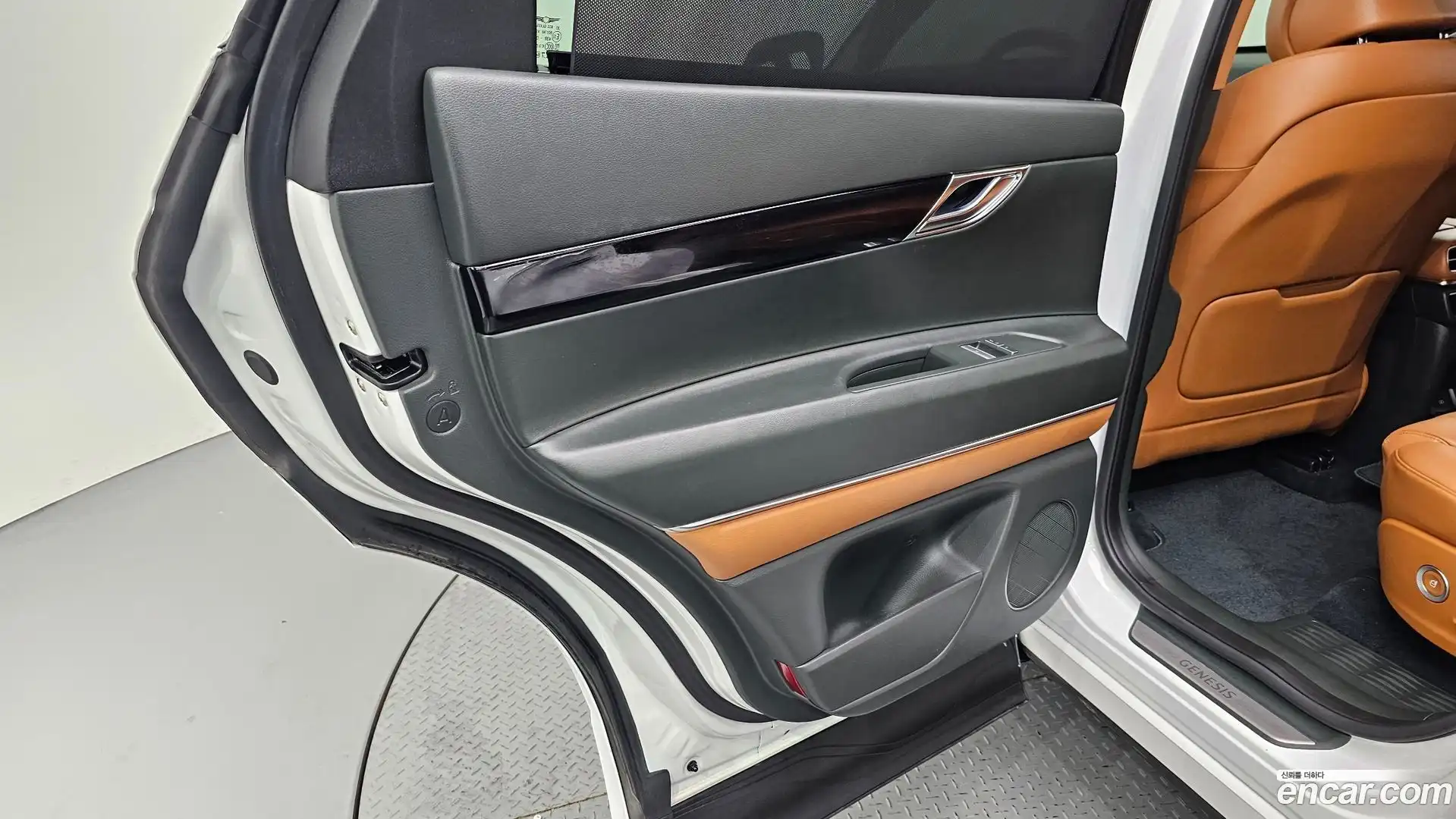 GV80 Genesis 2024.0-INNER-035