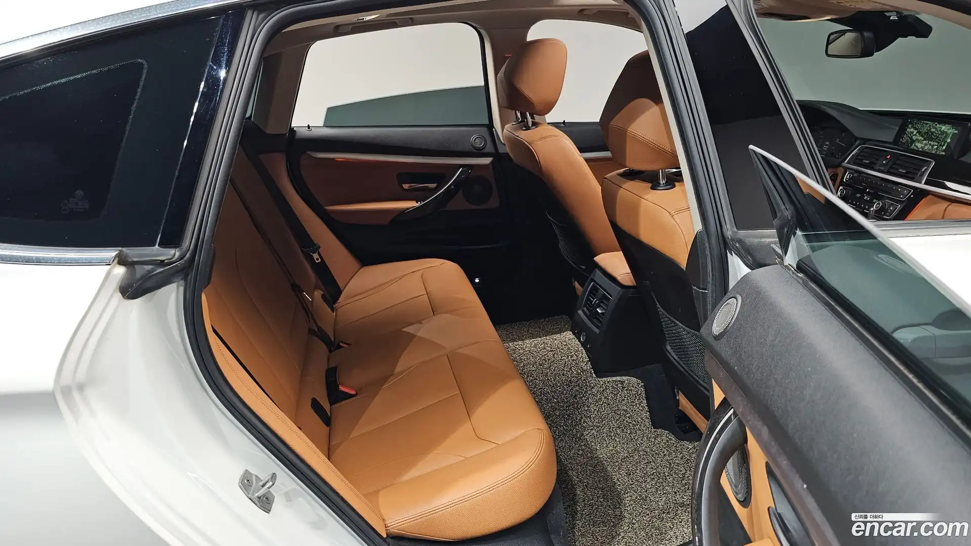 Gran Turismo BMW 2020.4-OPTION-016