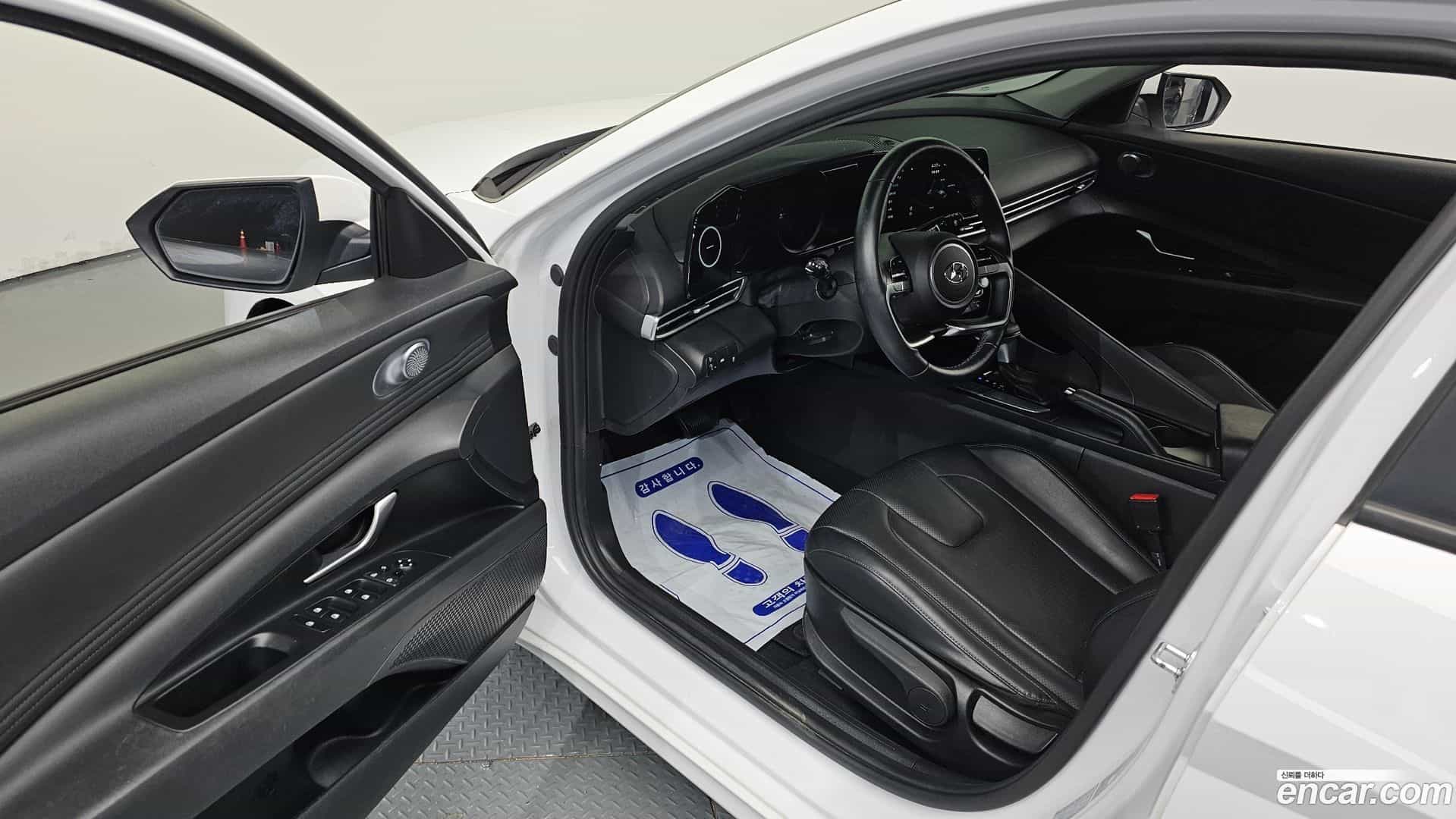 AVANTE Hyundai 2020.6-INNER-010