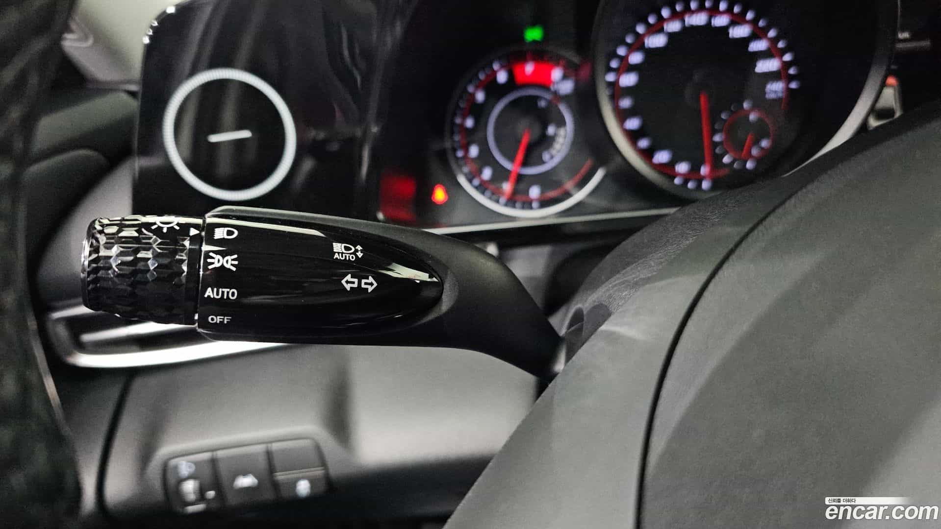 AVANTE Hyundai 2020.6-OPTION-024