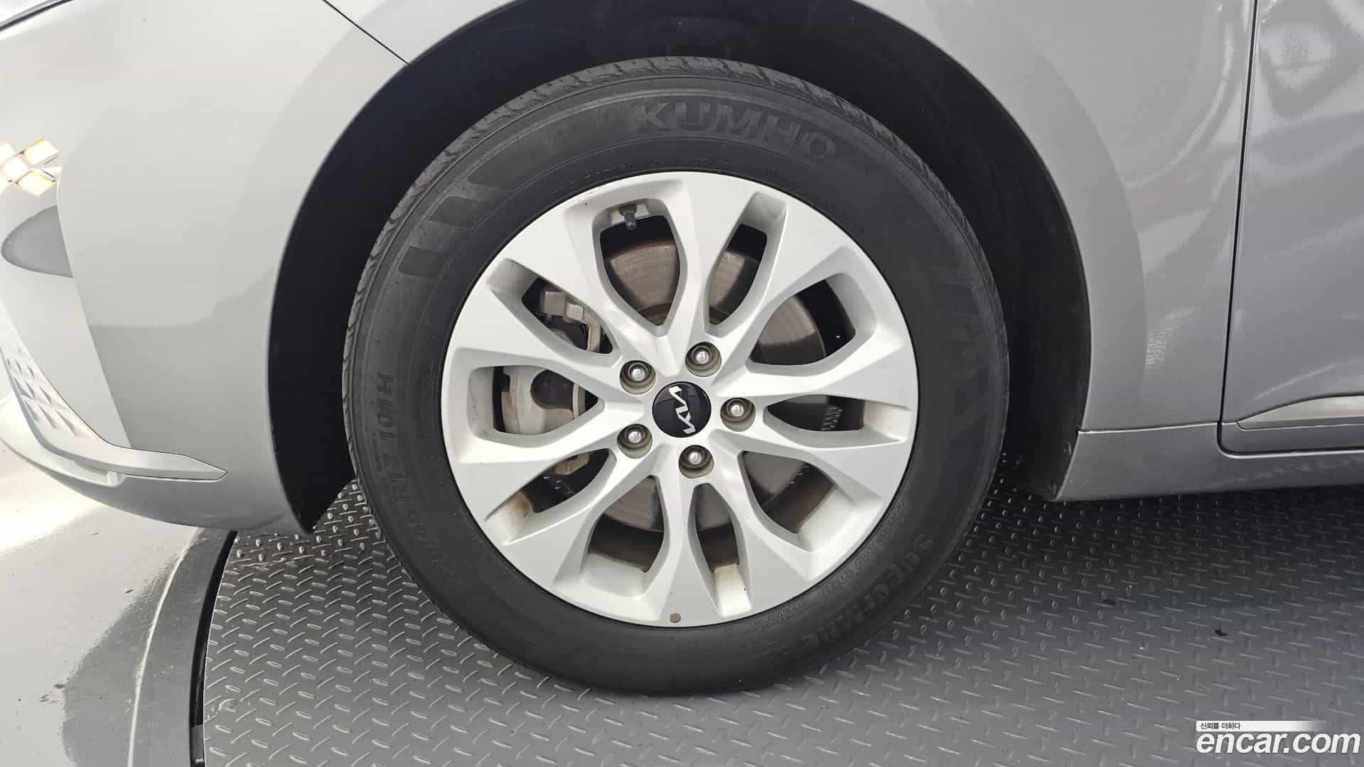 K8 Kia 2023.0-OUTER-005