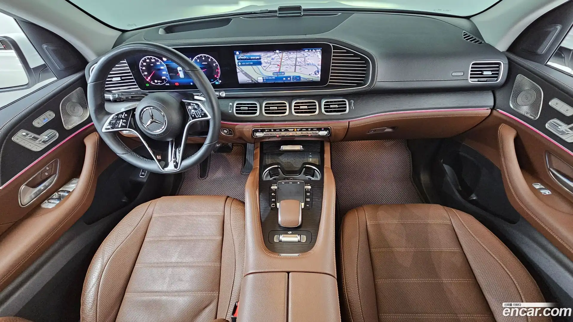 GLE-Class Mercedes-Benz 2025.0-INNER-007