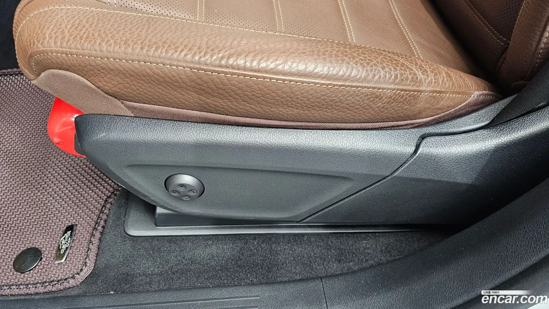 GLE-Class Mercedes-Benz 2025.0-OPTION-045